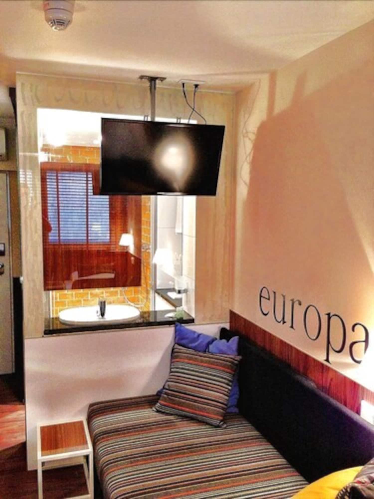 Europa Life